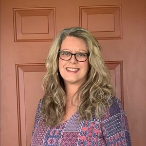 Meet your Posher, Loraine